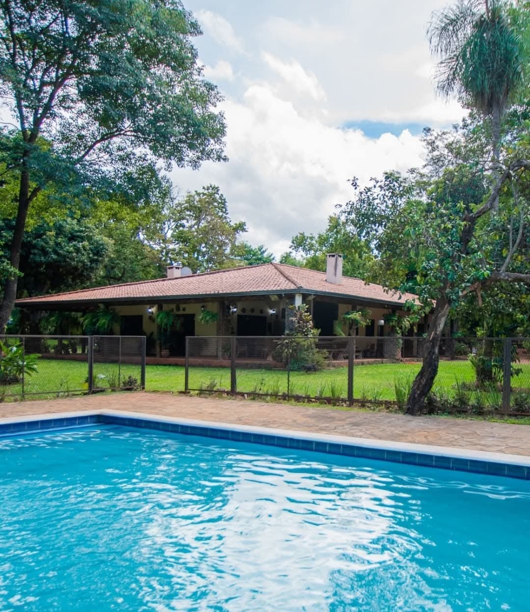 Se Vende Hermosa Quinta En Areguá - Paraíso Verde De 8.475 M2 Sobre Asfalto, foto 2