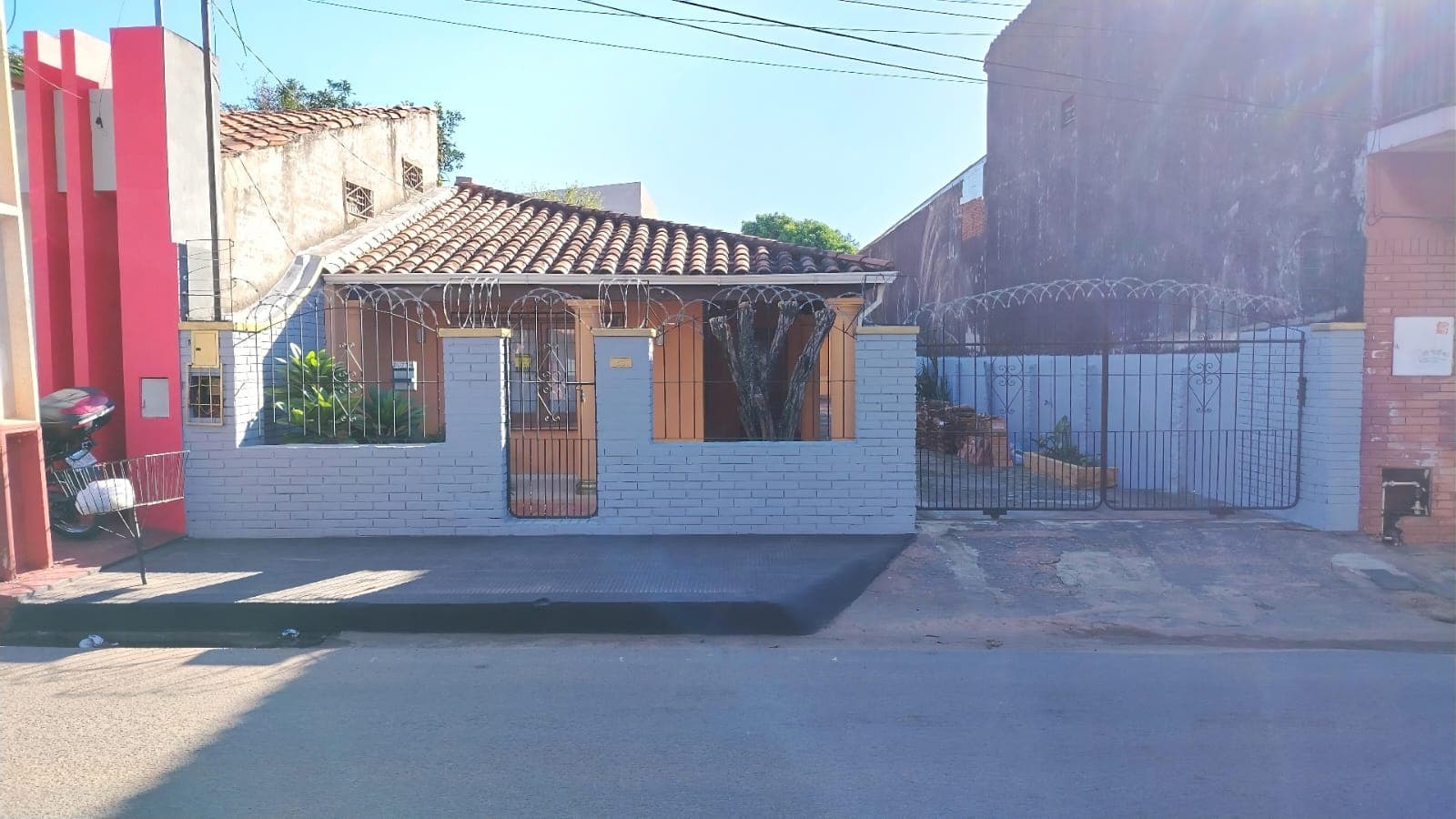 Casa en Alquiler – Centro de San Lorenzo — foto 2