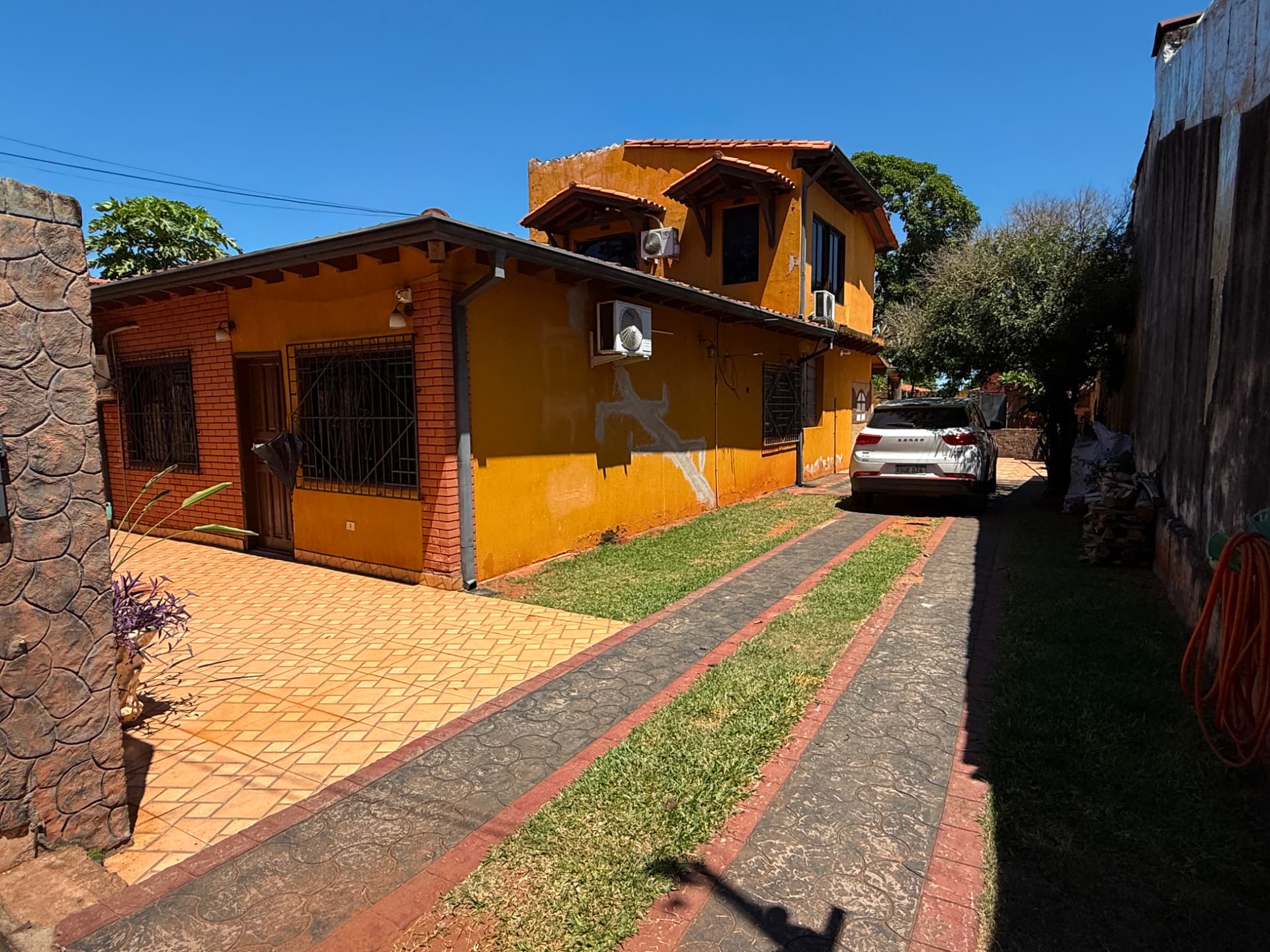 ¡Vendo casa en Villa Elisa!