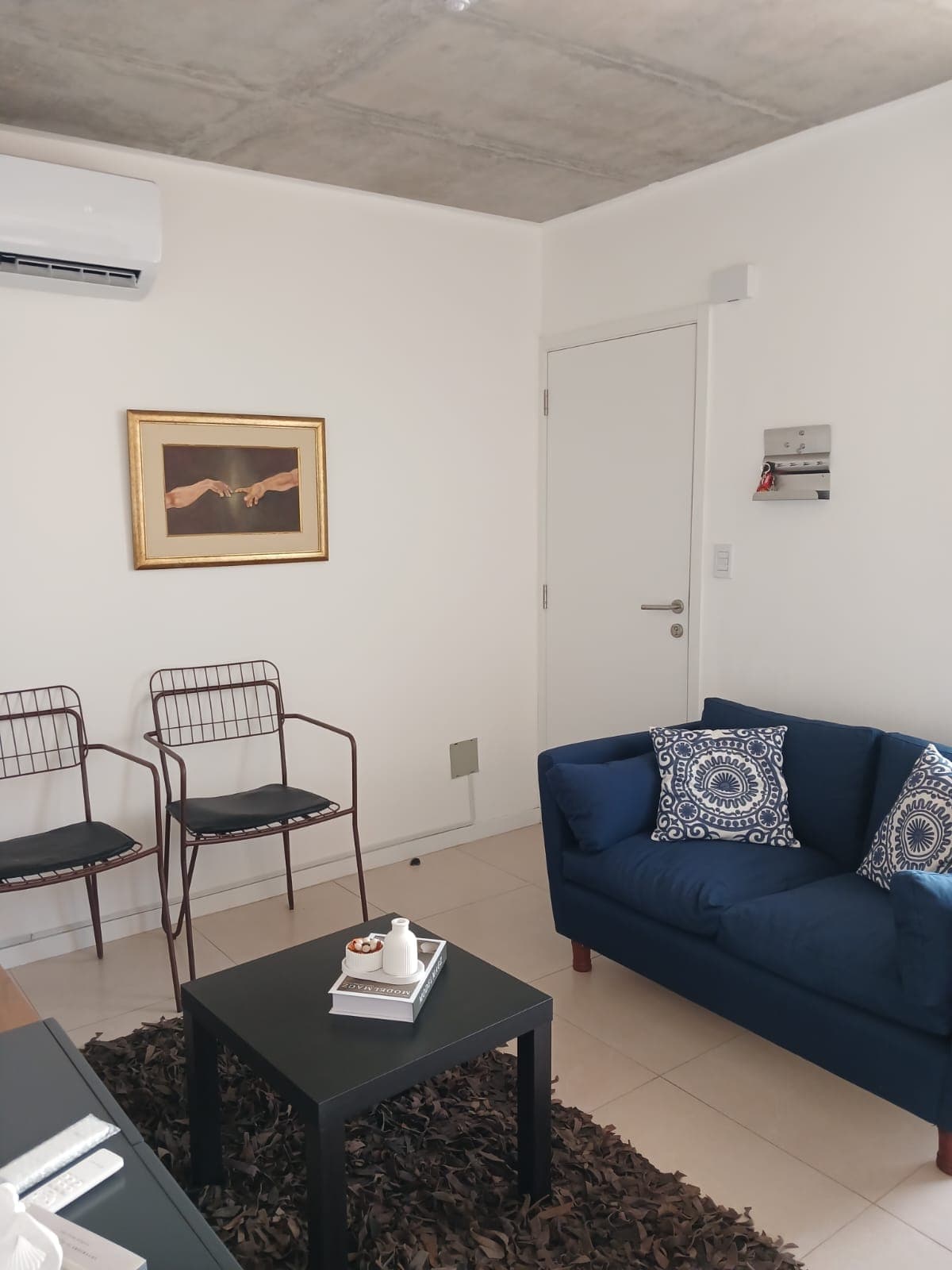 Departamento amoblado en condominio alta vida - Luque — foto 2