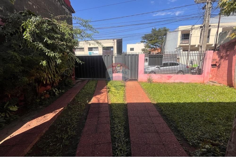 Casa en Venta – Fernando de la Mora, foto 3