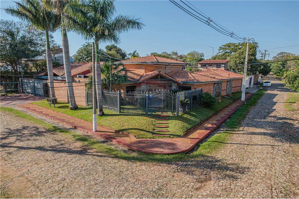 Residencia - Venta - Lambaré, Paraguay, foto 2