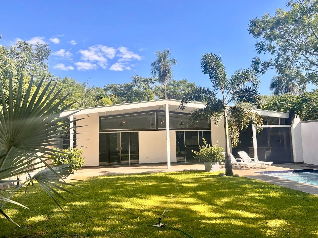 Vendo Hermosa Casa En San Bernardino Totalmente Amoblada