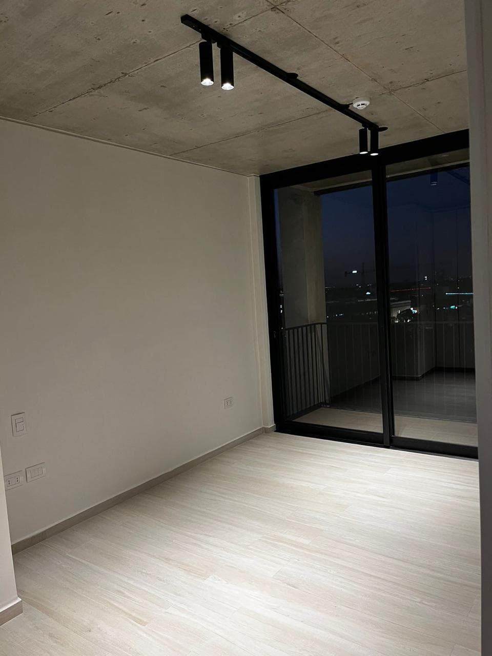 Alquilá en Recoleta – edificio plaza pacheco — foto 3