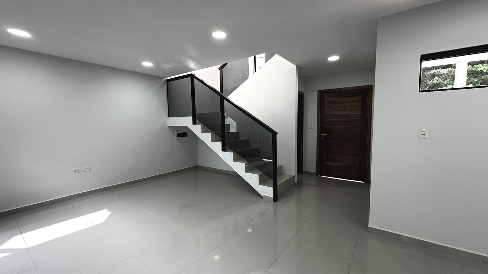 En venta duplex a estrenar en lambare barrio san isidro, foto 5