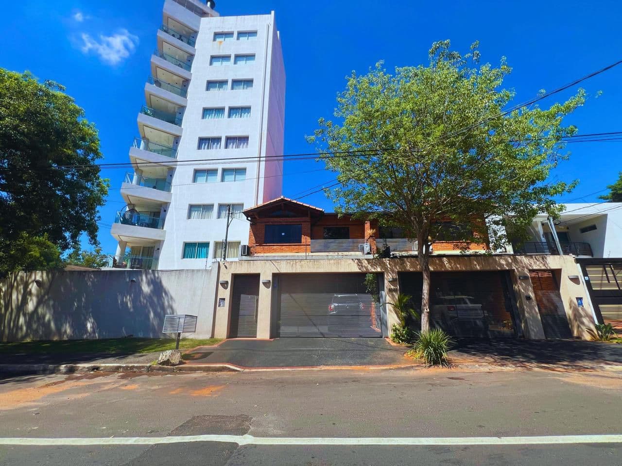 Alquilo hermoso duplex en Villa Aurelia - Asunción