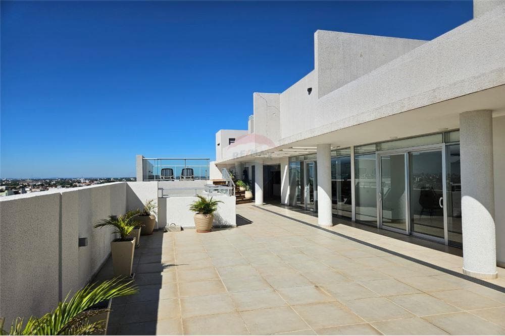 Gran oficina en elegante edificio zenith — foto 4