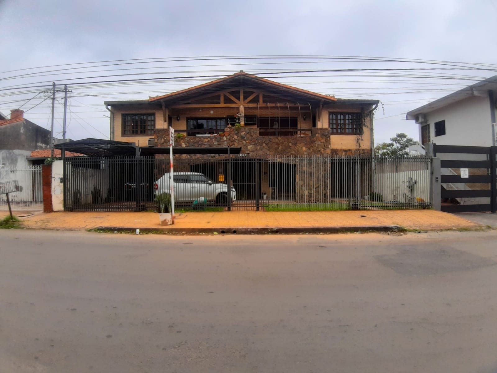 Dúplex en alquiler – zona ips central