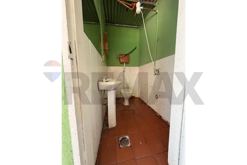 Local Comercial - Alquiler - San Lorenzo, Paraguay, foto 5