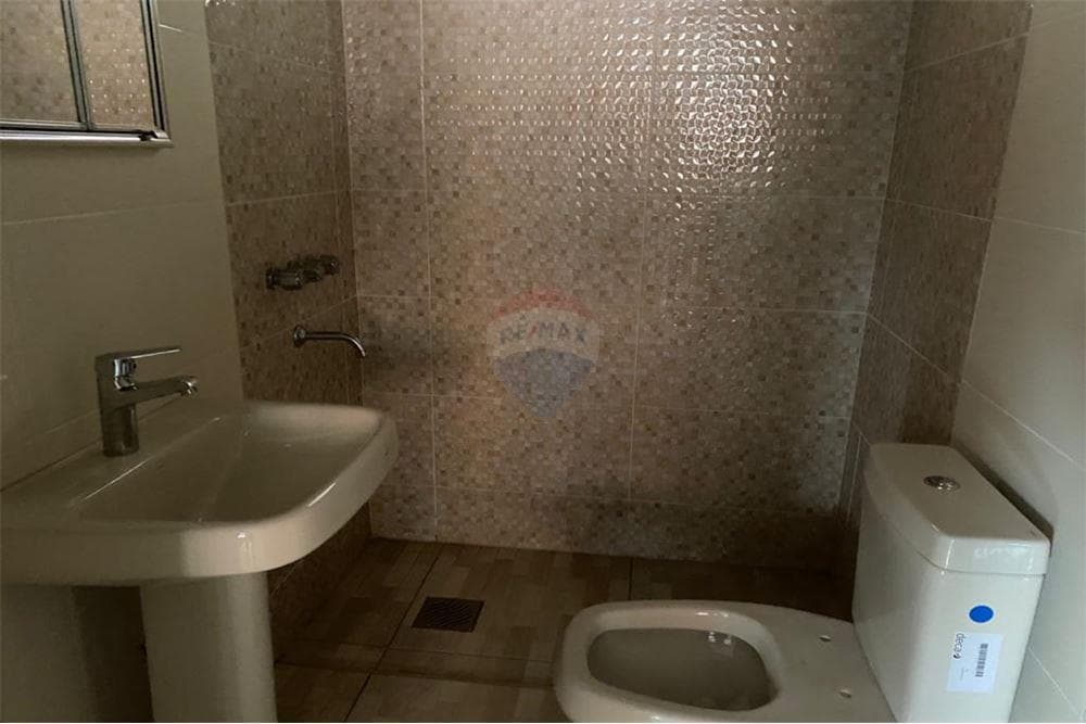 Amplia casa en San Lorenzo — foto 5