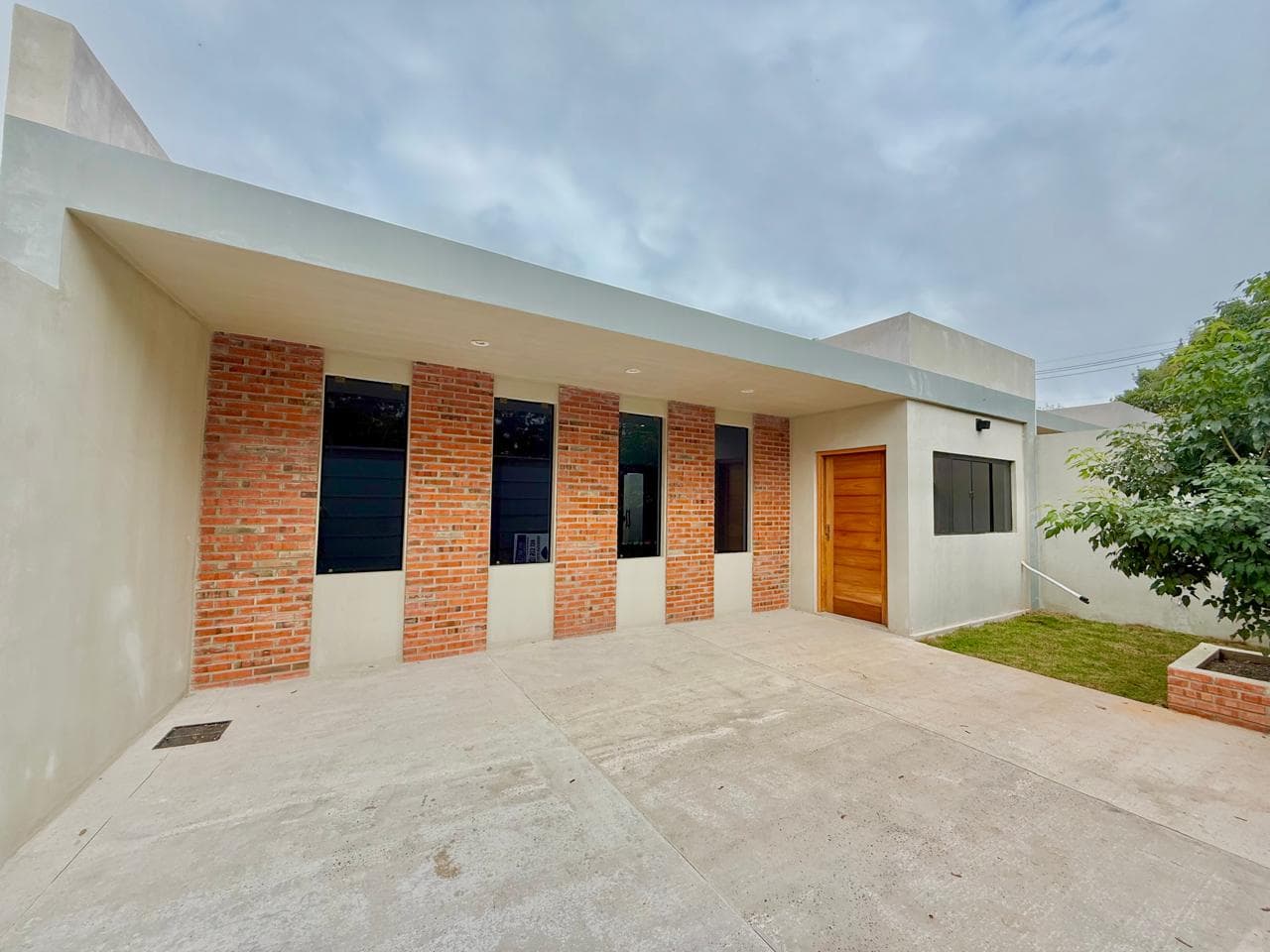 Vendo chalet a estrenar en Luque laurelty