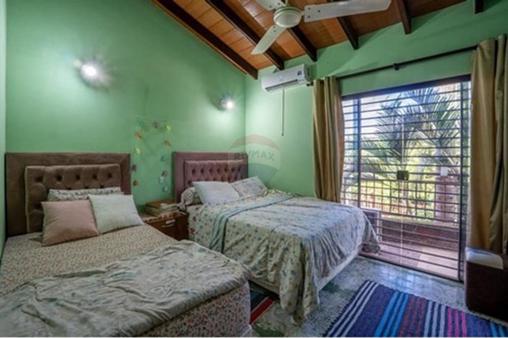 En venta casa en Luque laurelty, foto 3