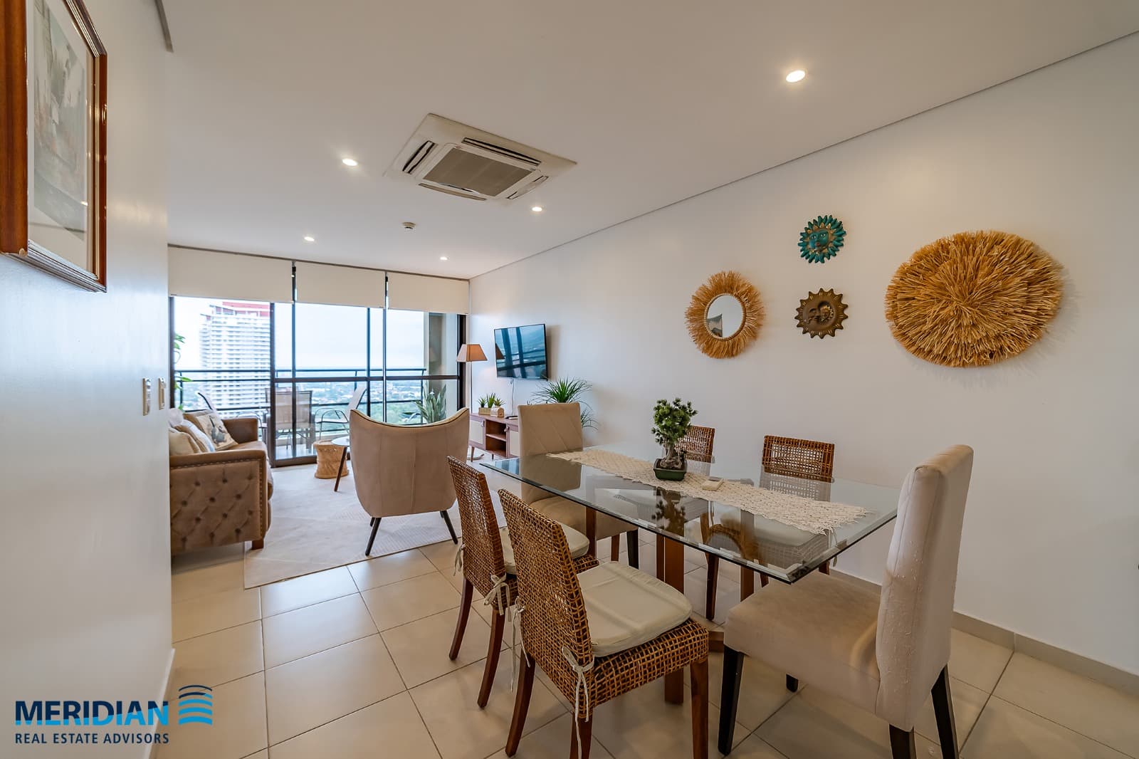 Departamento Amoblado 3 Dormitorios Sobre Santisima Trinidad — foto 4
