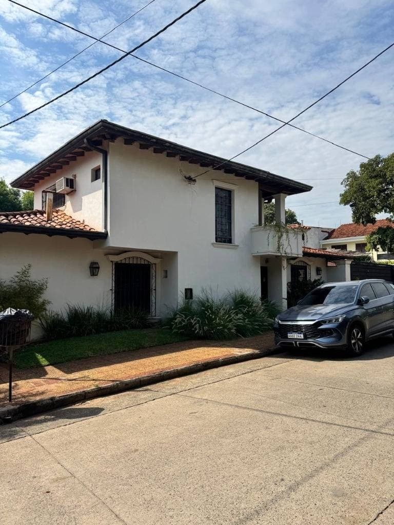 Casa en venta en Mburicaó | Ubicación estratégica con alto potencial