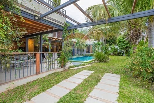 Moderna residencia en San Bernardino! — foto 4