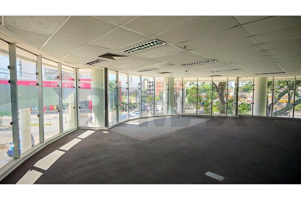 En venta Piso corporativo completo s/ Aviadores del Chaco — foto 4
