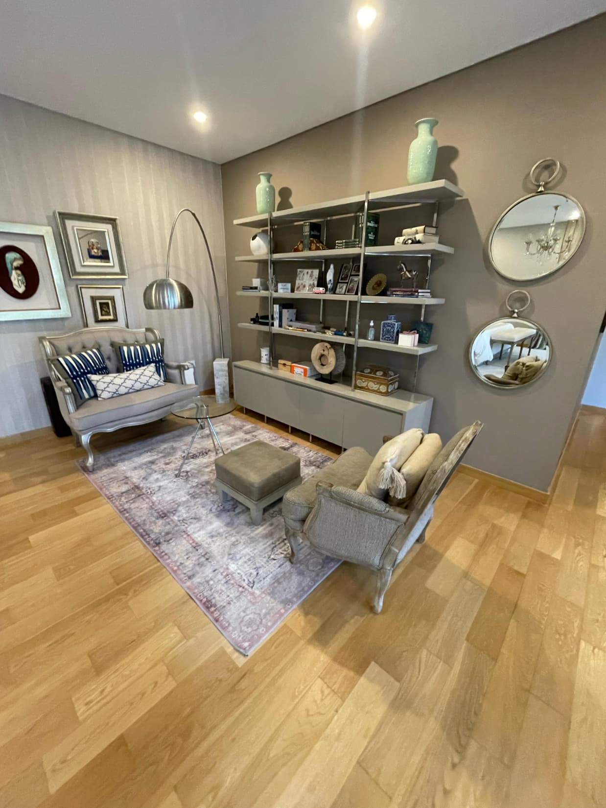 Exclusiva y amplia residencia en condominio, foto 4