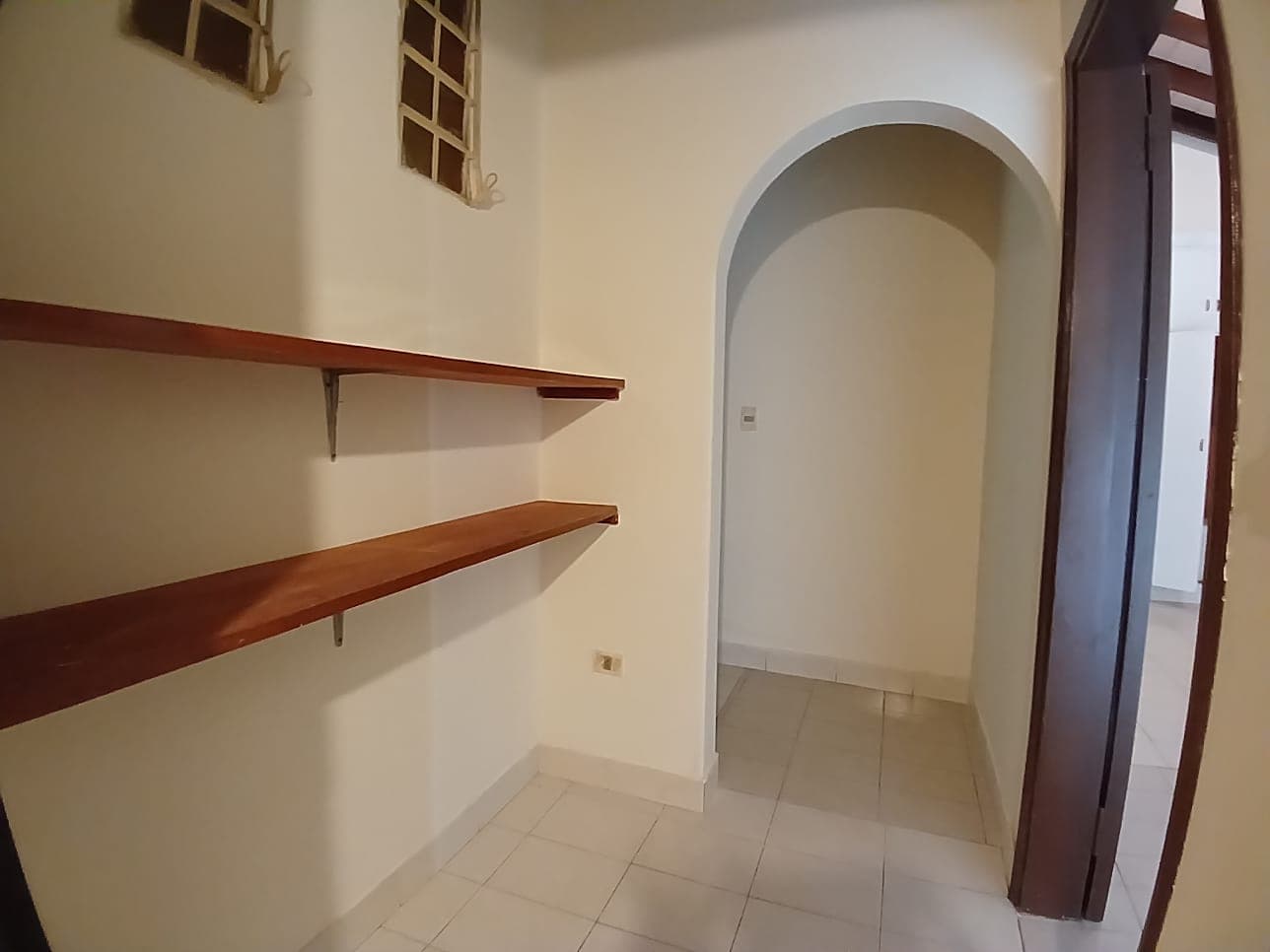 Duplex de 3 dorm. Bo. Las Lomas,zona molas lopez, foto 4