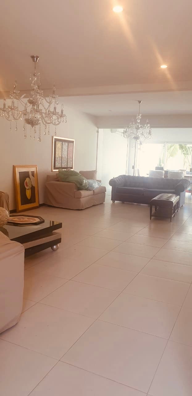 Alquiló Casa Minimalista Moderna Amoblada, foto 2