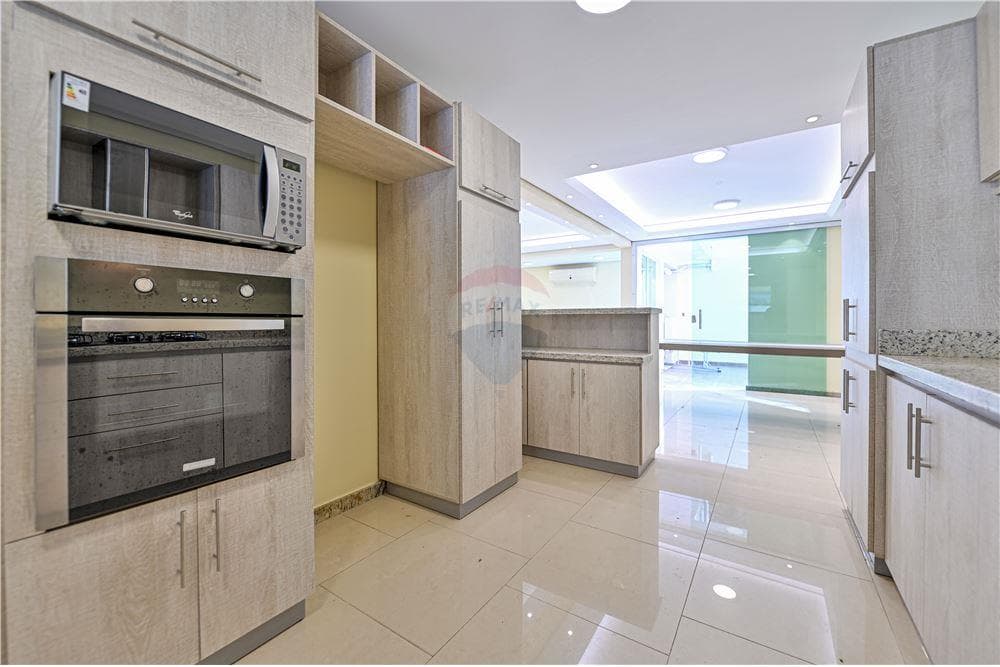 Impecable y Moderno Dúplex en Lambaré, foto 2