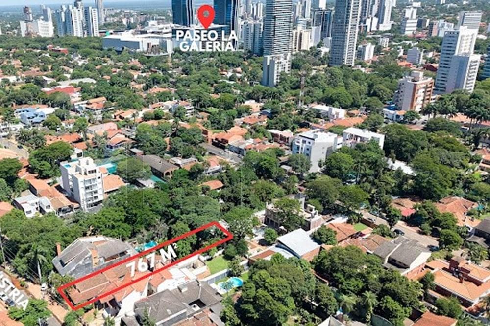 En Venta Terreno con Casa demoler o refaccionar- Ycua Satí, Asunción,Paraguay — foto 3