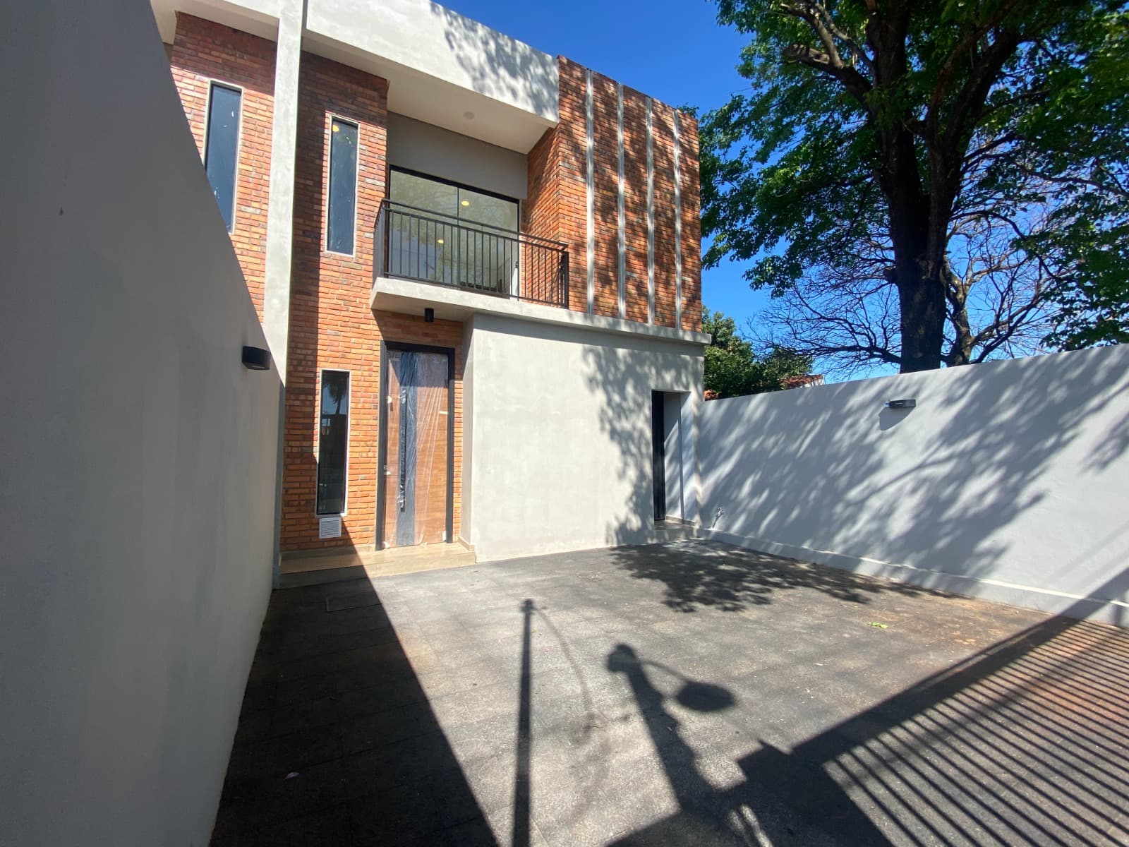 En venta duplex a estrenar en Luque barrio laurelty, foto 2