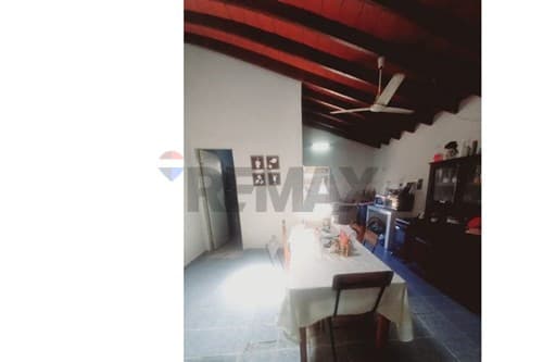 Casa-venta-py central Luque felipe gonzalez y washinton c/ benito juarez, foto 5