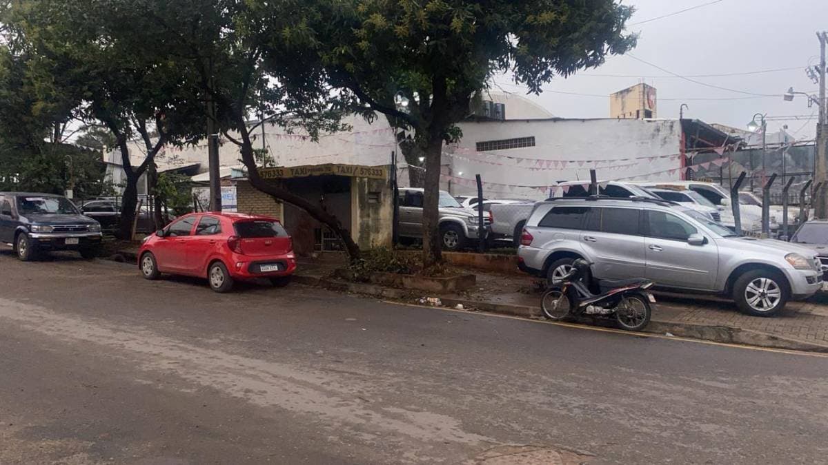 Propiedad en alquiler – esquina estratégica – San Lorenzo, foto 1