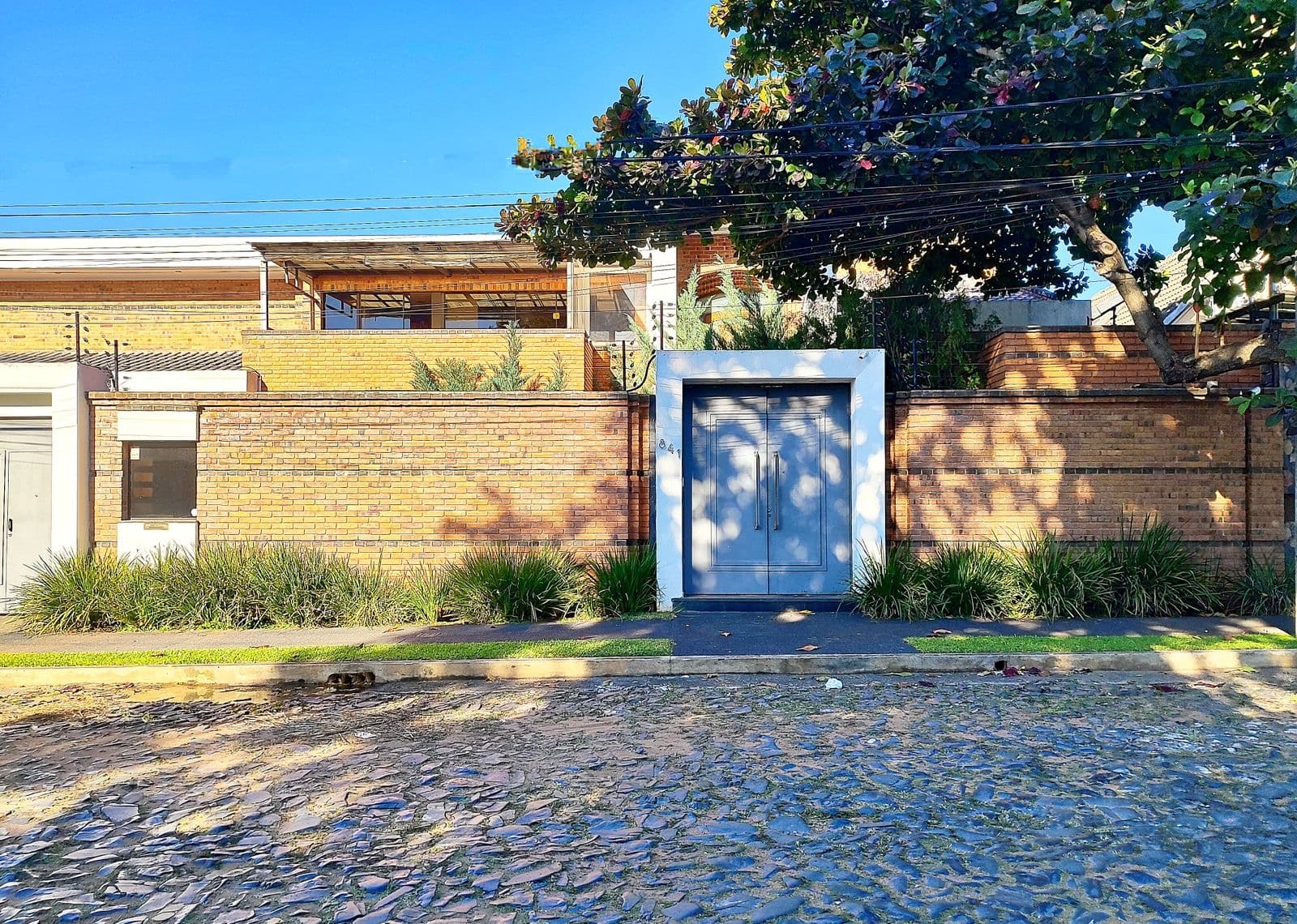 Exclusiva residencia ubicada en el distinguido Barrio Mariscal Estigarribia, foto 4