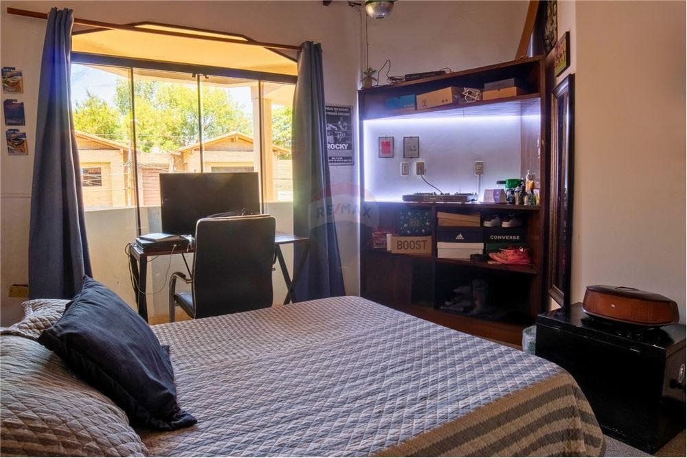 Amplia Residencia en el B° San Cristóbal de Asunción, foto 2