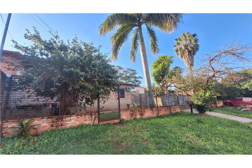 En venta casa en Villa Elisa