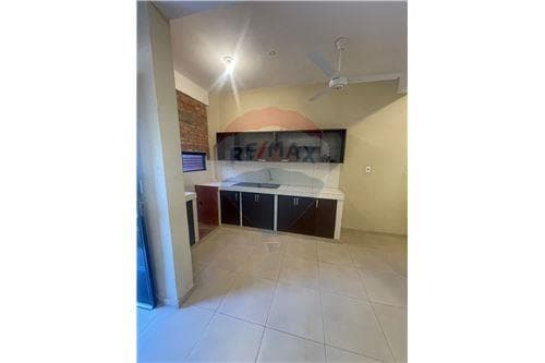 Departamento en Lambaré en el Barrio Felicidad en Planta Baja, foto 5