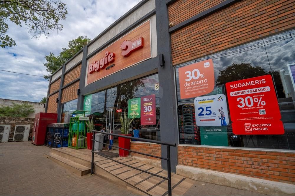 Vendo local comercial con renta activa en mariano