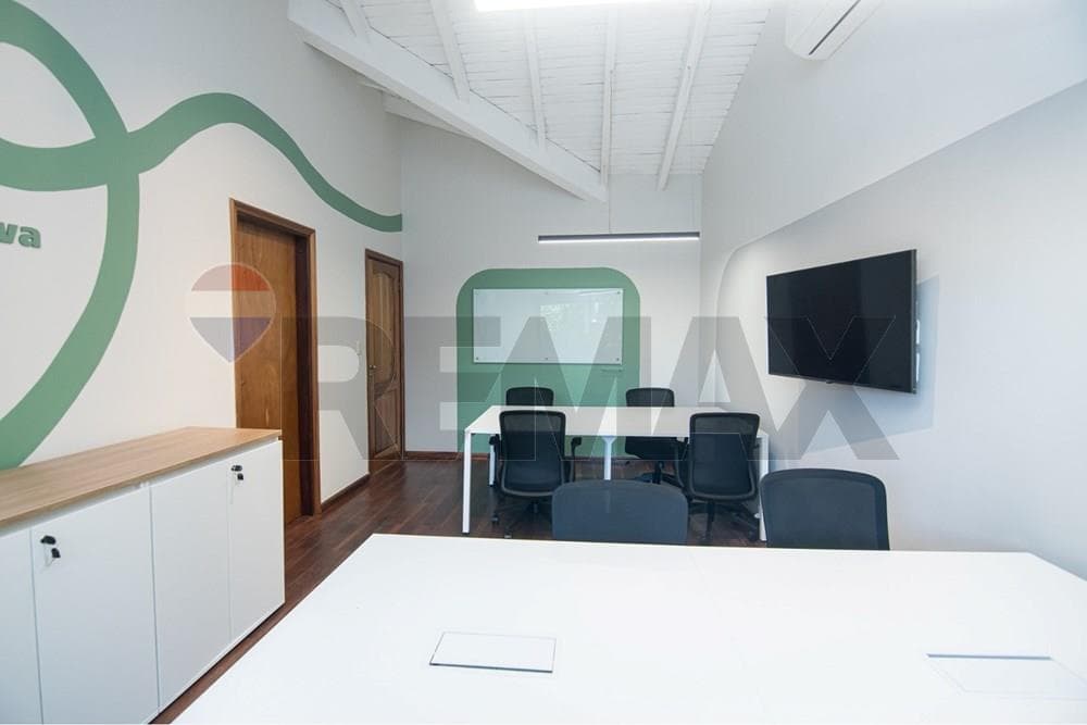 Piso completo de oficinas en planta alta — foto 5