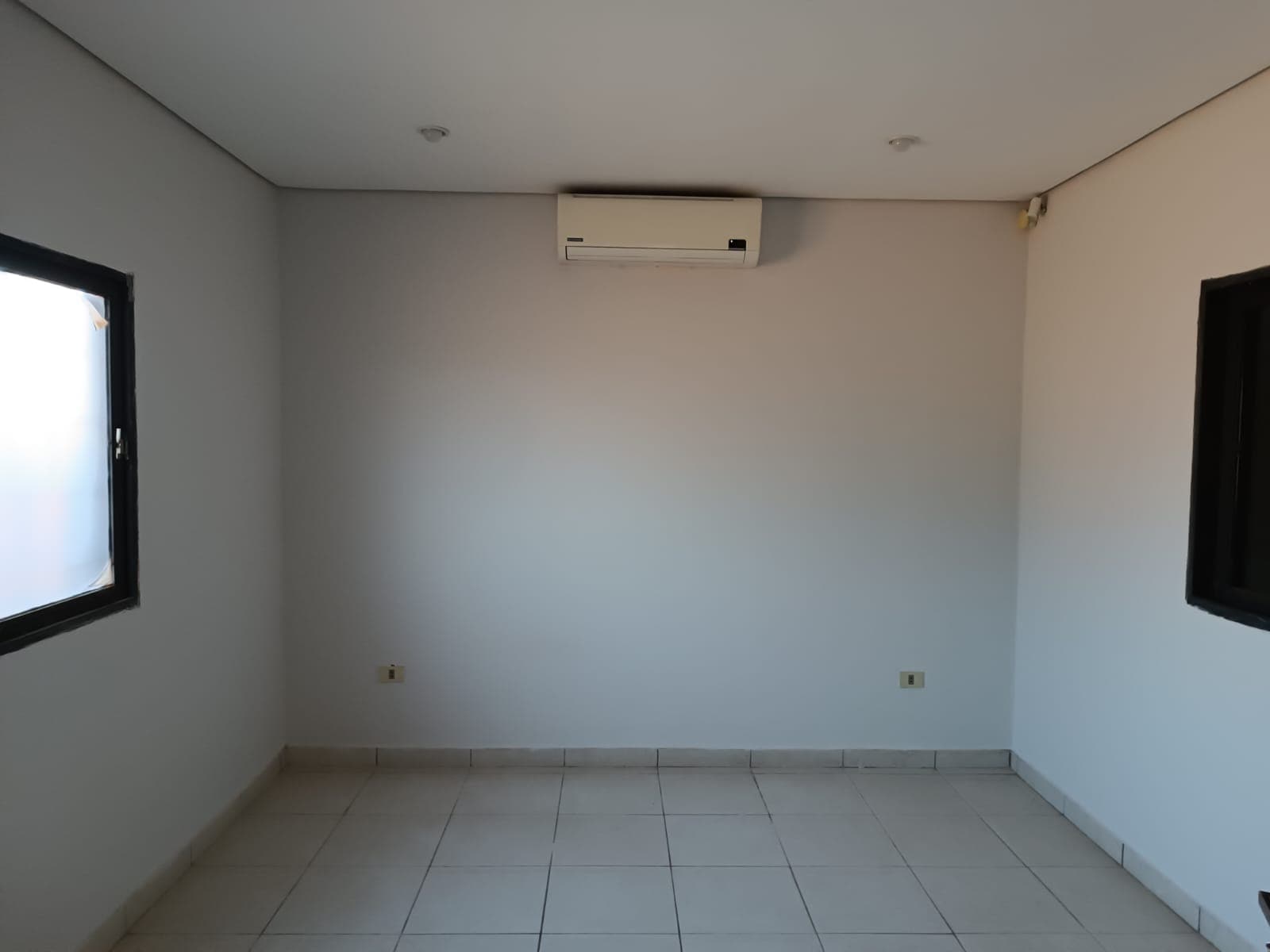 Deposito en mra de 900 m2 — foto 5