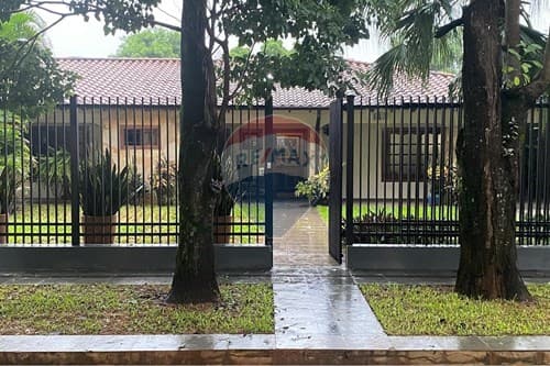 Casa Premium en Luque, Barrio Campo Grande, foto 1