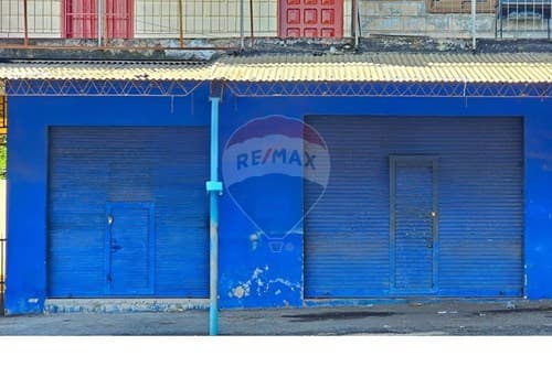 Local Comercial Estratégico en San Blas, 200 m², foto 1