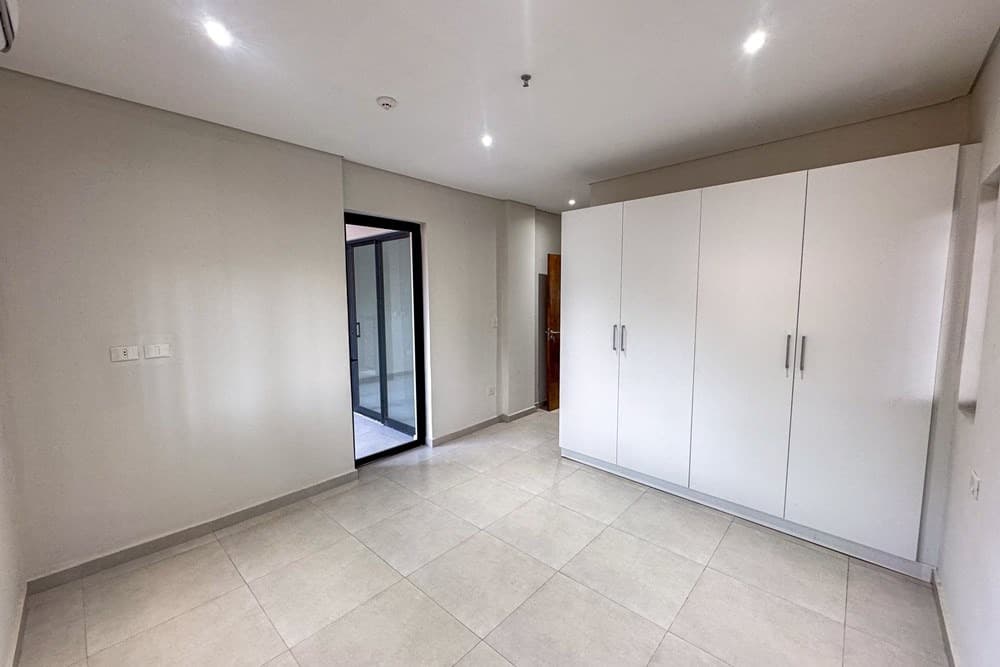 Departamento-Venta-Calle 1 e Mbuyapey, Laguna Grande, Fndo De La Mora, Central, foto 5