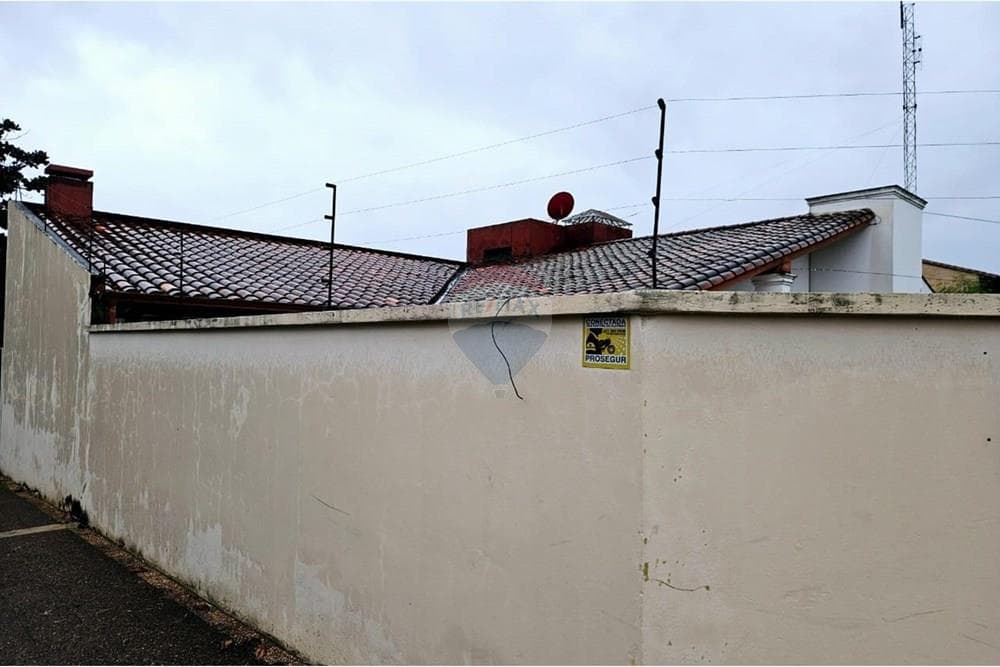 Casa en esquina fdo. Zona norte a 50 mts de mcal. López, foto 2