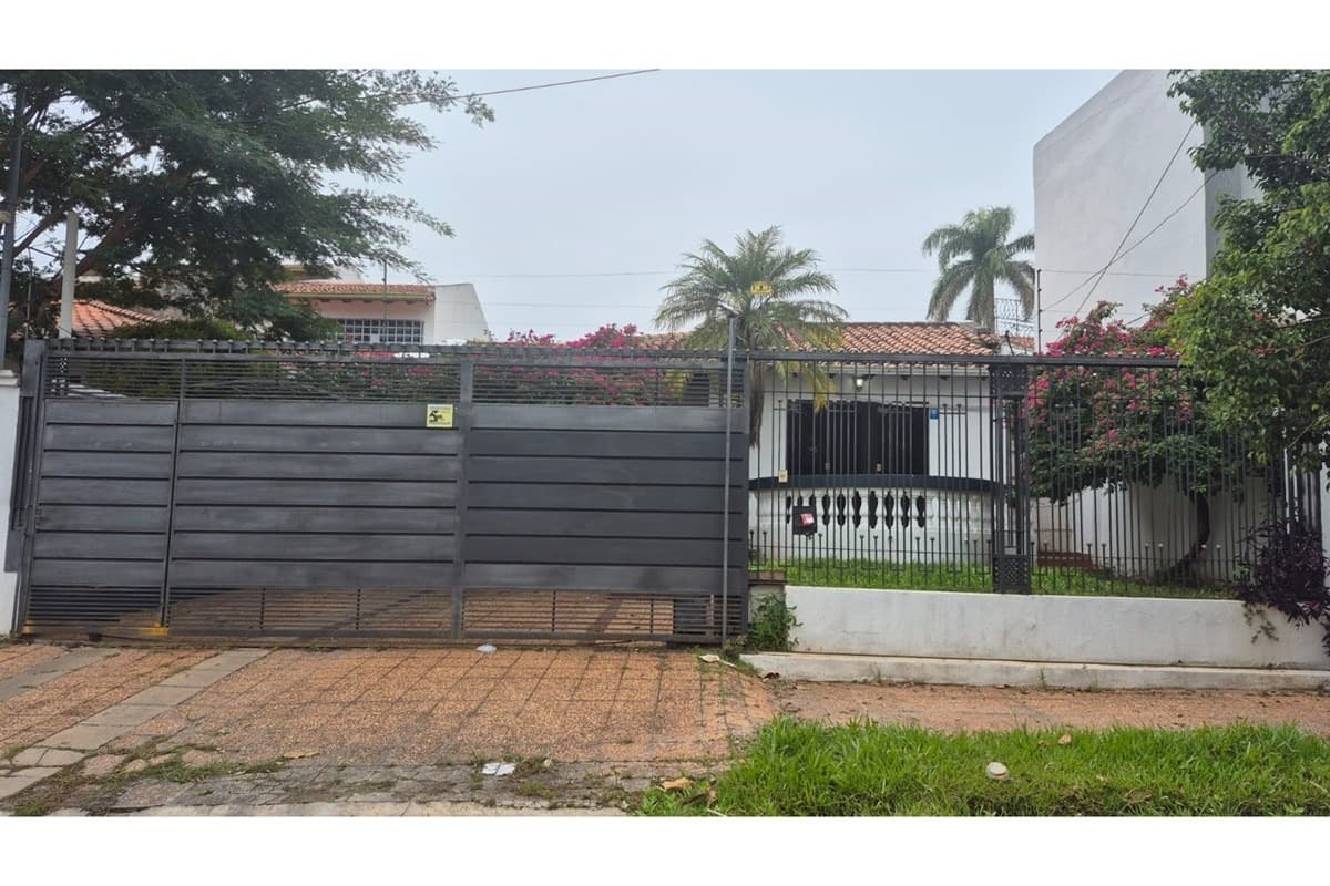 Casa En Zona Kennedy, Lambaré, foto 2