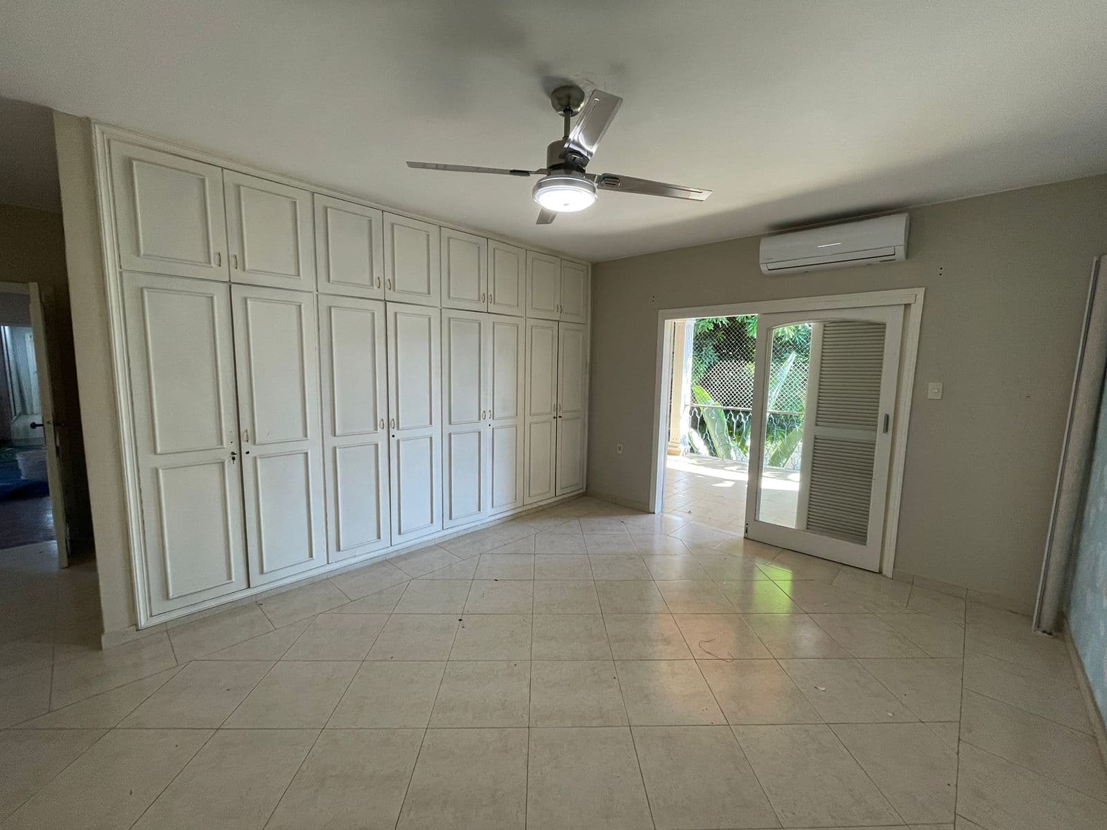 Y venta de casa de 4 dorm, en manora 2500 us — foto 5