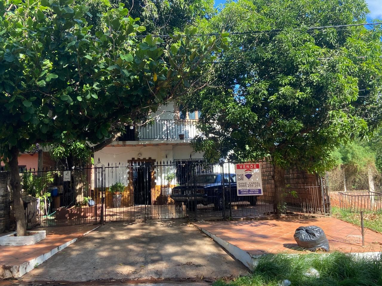 En venta amplia casa en Ñemby