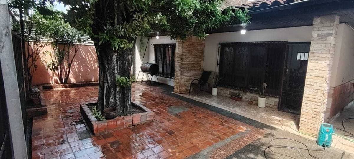 Casa en alquiler frente al Jardín Botánico – Ubicación estratégica — foto 4