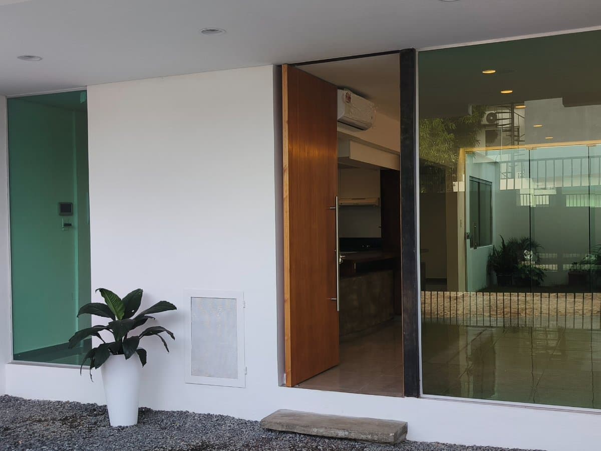 Duplex 3 dorm en Fernando de la Mora, foto 2