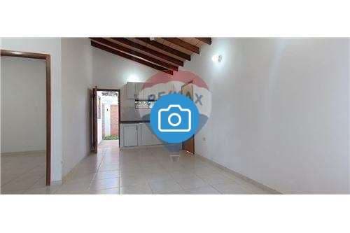 Chalet-Venta-España, La Victoria, Lambaré, Central, foto 5