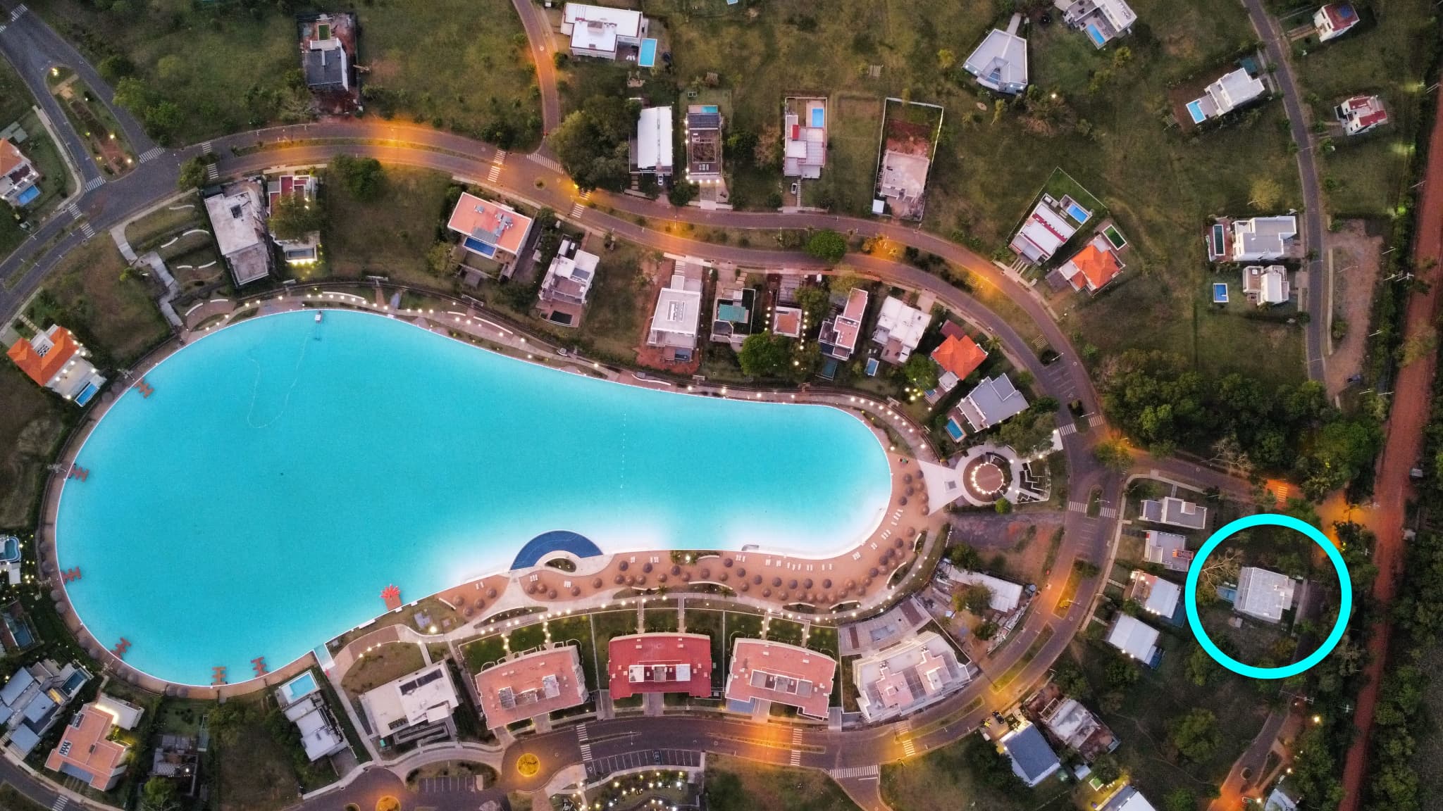 Luxuosa Villa en Aqua Village – ¡Financiable de inmediato! — foto 3