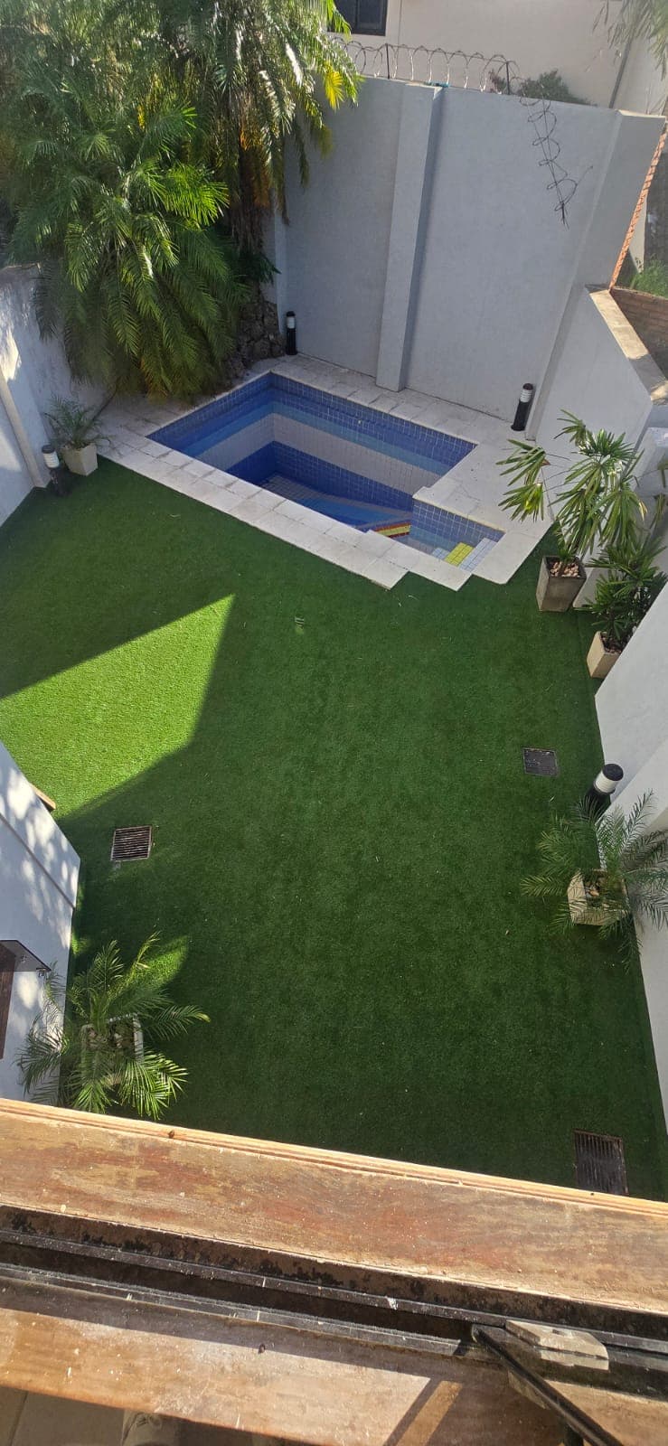 Hermosa casa en tres niveles en ycua sati, foto 2