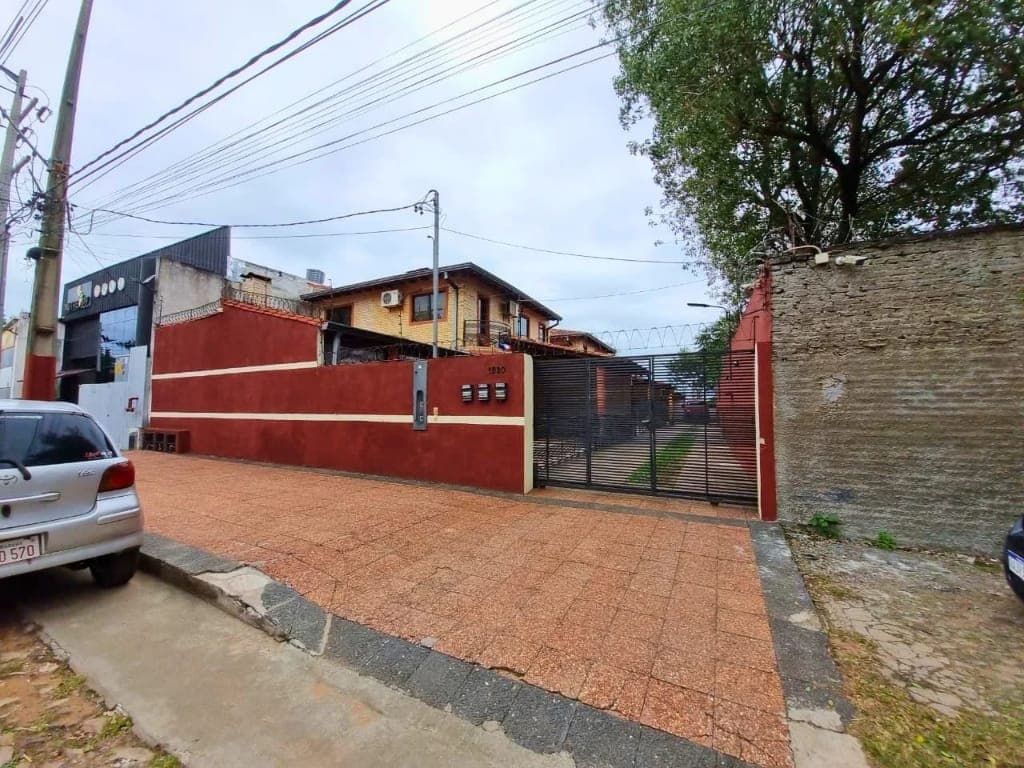 Se alquila dúplex en Lambaré — foto 2