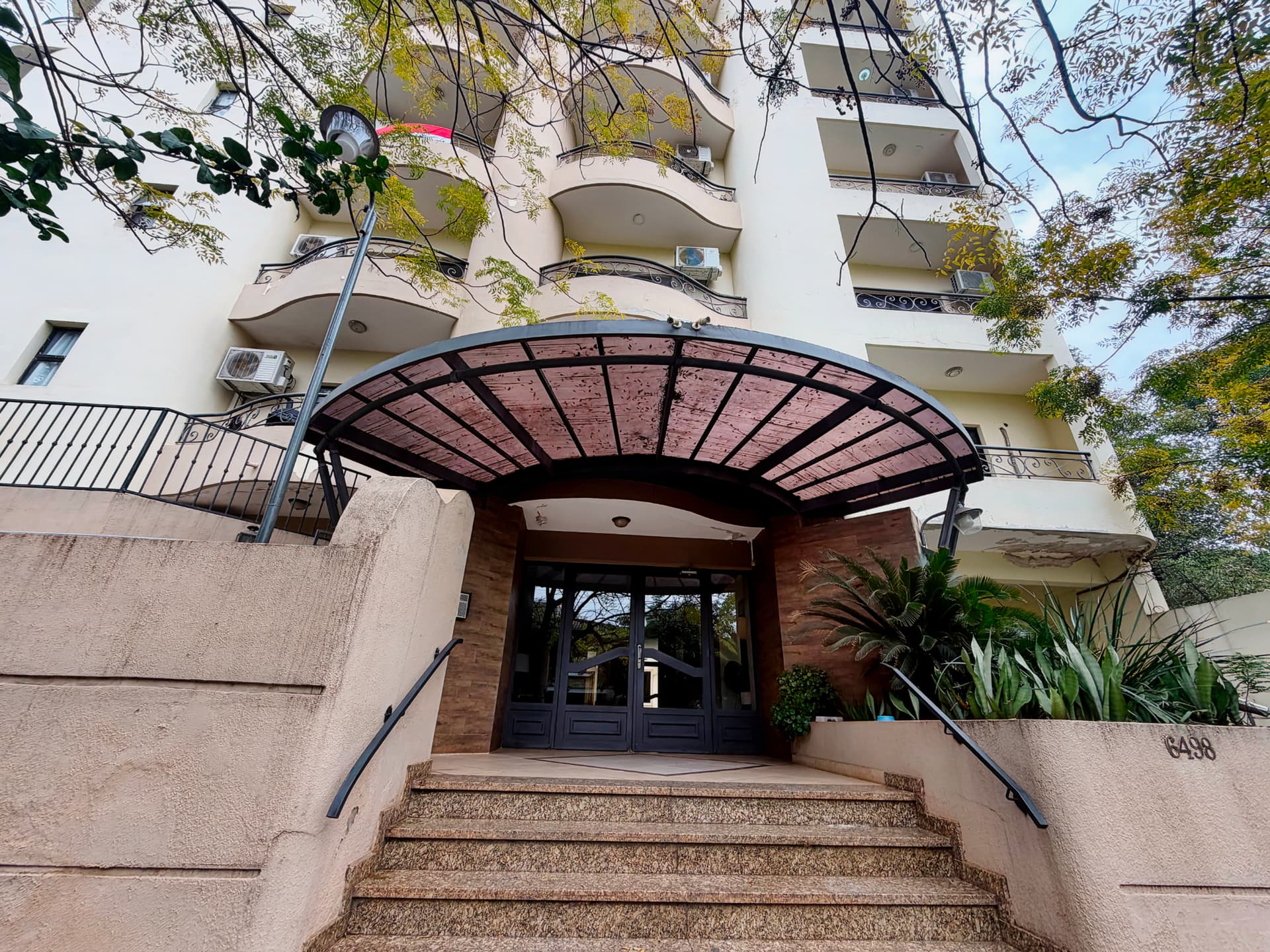 Apartamento de 3 habitaciones 231 m2 area total con cochera en distrito Recoleta