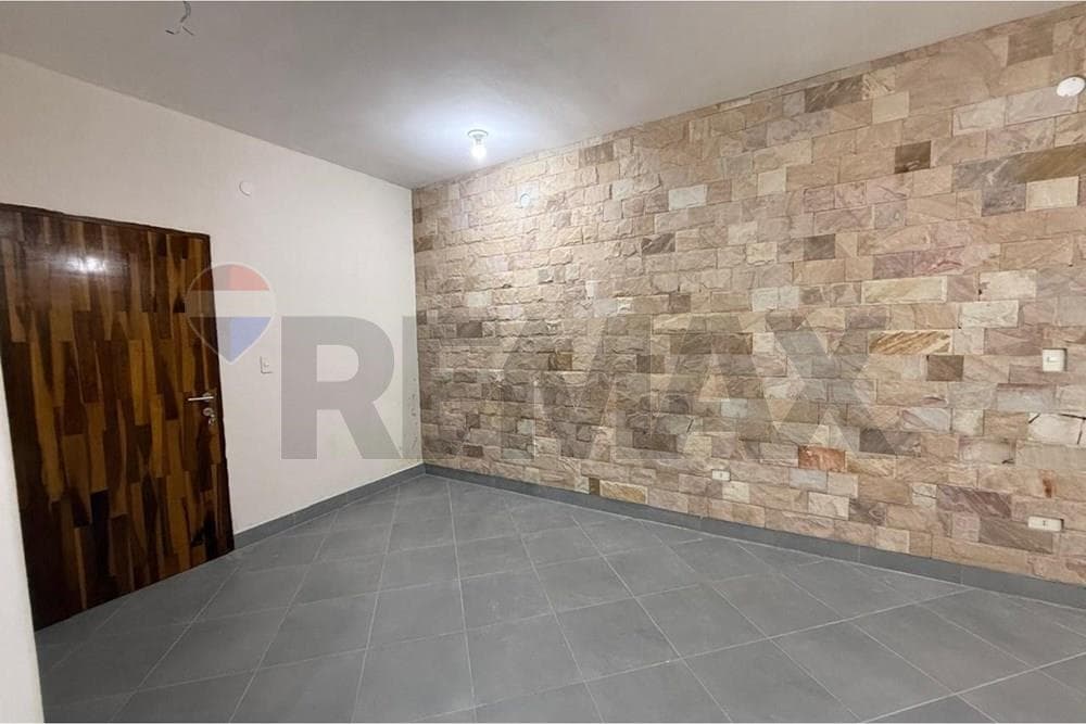 Local comercial en alquiler - nazareth, foto 3